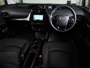 Лифтбек Toyota Prius 2019 года, 1699000 рублей, Воронеж