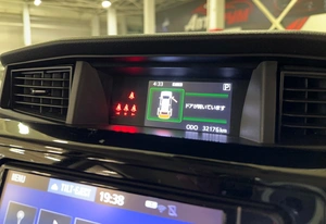 Минивэн Toyota Roomy 2019 года, 1088000 рублей, Красноярск