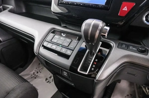 Минивэн Honda Stepwgn Spada 2019 года, 2399000 рублей, Красноярск