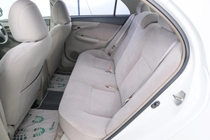 Седан Toyota Corolla Axio 2010 года, 859000 рублей, Красноярск