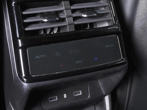 Внедорожник Geely Monjaro 2023 года, 3300000 рублей, Ростов-на-Дону