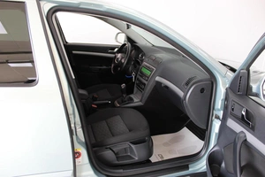 Хэтчбек Skoda Octavia 2012 года, 1050000 рублей, Смоленск