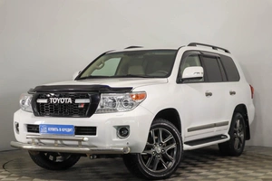 Внедорожник Toyota Land Cruiser 2014 года, 3649000 рублей, Пермь