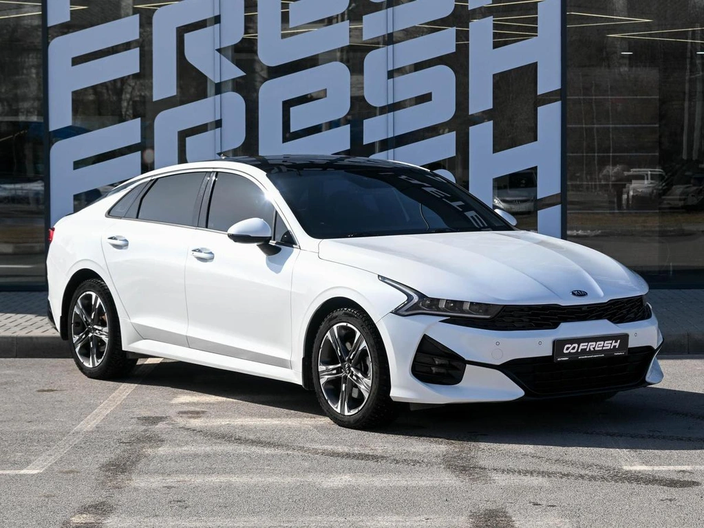 Седан Kia K5 2021 года, 2900000 рублей, Волгоград