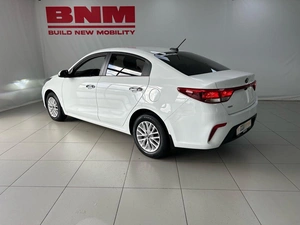 Седан Kia Rio 2018 года, 1510000 рублей, Смоленск