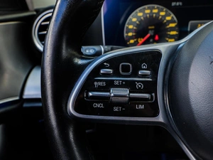 Седан Mercedes-benz E-класс 2018 года, 2699000 рублей, Волгоград