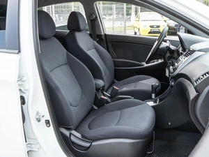Седан Hyundai Solaris 2013 года, 960000 рублей, Волгоград