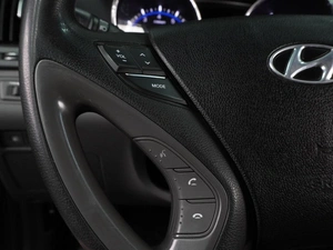 Седан Hyundai Sonata 2014 года, 1369000 рублей, Воронеж