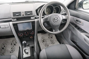Седан Mazda Axela 2008 года, 679000 рублей, Красноярск