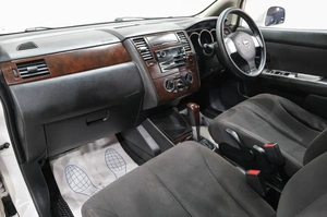 Седан Nissan Tiida Latio 2004 года, 499000 рублей, Новокузнецк
