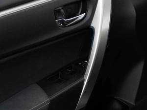 Седан Toyota Corolla 2013 года, 1350050 рублей, Москва