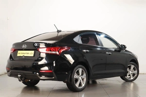 Седан Hyundai Solaris 2017 года, 1129000 рублей, Челябинск