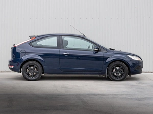 Хетчбэк Ford Focus 2010 года, 669000 рублей, Краснодар