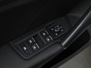 Внедорожник Volkswagen Tiguan 2018 года, 3098055 рублей, Москва