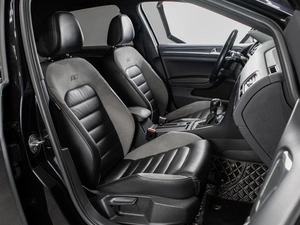 Хетчбэк Volkswagen Golf 2019 года, 1999000 рублей, Тюмень