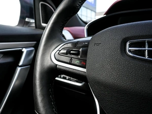 Внедорожник Geely Coolray 2024 года, 2260000 рублей, Волгоград