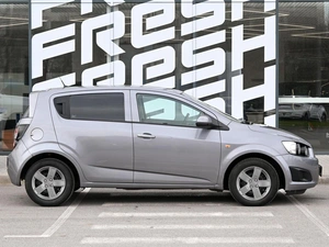Хетчбэк Chevrolet Aveo 2012 года, 649000 рублей, Волгоград