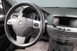 Хетчбэк Opel Astra 2011 года, 549000 рублей, Оренбург