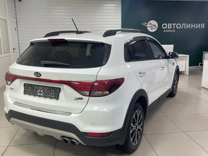 Хетчбэк Kia Rio X-Line 2018 года, 1129000 рублей, Ачинск
