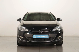 Хетчбэк Opel Astra 2013 года, 699000 рублей, Челябинск