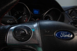 Хетчбэк Ford Focus 2013 года, 879000 рублей, Челябинск