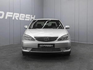 Седан Toyota Camry 2005 года, 780000 рублей, Омск