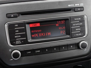 Седан Kia Rio 2017 года, 1380000 рублей, Краснодар