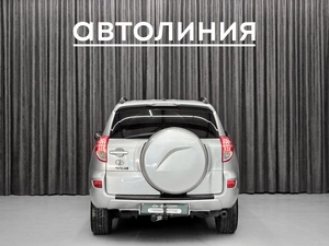 Внедорожник Toyota RAV4 2009 года, 1050000 рублей, Красноярск