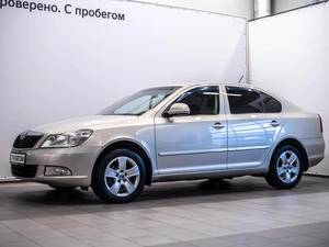 Лифтбек Skoda Octavia 2012 года, 940000 рублей, Красноярск