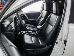 Внедорожник Toyota RAV4 2017 года, 2649000 рублей, Тюмень