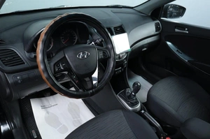 Седан Hyundai Solaris 2016 года, 899000 рублей, Челябинск