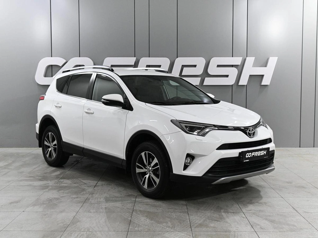 Внедорожник Toyota RAV4 2018 года, 2529000 рублей, Аксай