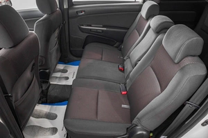 Минивэн Toyota Wish 2004 года, 989000 рублей, Барнаул