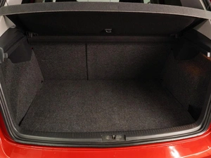 Хетчбэк Volkswagen Golf 2011 года, 899000 рублей, Воронеж