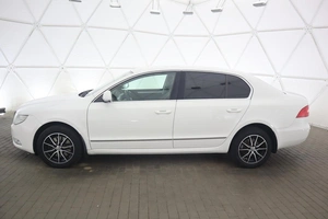 Седан Skoda Superb 2013 года, 1400000 рублей, Орёл