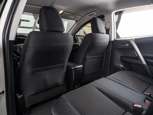 Внедорожник Toyota RAV4 2016 года, 2279000 рублей, Тюмень