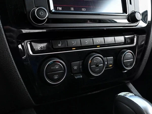 Седан Volkswagen Jetta 2016 года, 1120000 рублей, Волгоград