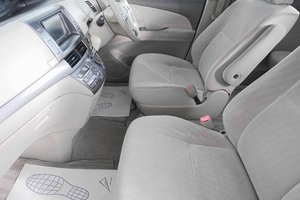 Минивэн Toyota Estima 2011 года, 659000 рублей, Кемерово