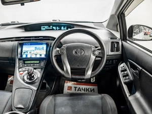 Лифтбек Toyota Prius 2012 года, 1350000 рублей, Красноярск