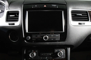 Внедорожник Volkswagen Touareg 2011 года, 2199000 рублей, Сургут