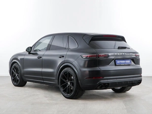 Внедорожник Porsche Cayenne 2018 года, 5595055 рублей, Москва