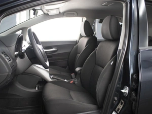 Хетчбэк Toyota Auris 2012 года, 1099000 рублей, Омск