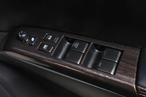 Минивэн Nissan Elgrand 2012 года, 2089000 рублей, Новосибирск