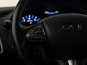 Седан Infiniti Q50 2015 года, 1879050 рублей, Москва