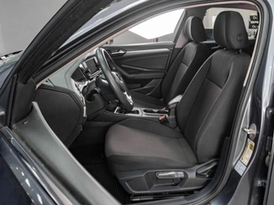 Седан Volkswagen Jetta 2020 года, 1809000 рублей, Тюмень