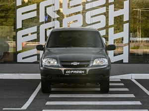 Внедорожник Chevrolet Niva 2011 года, 519000 рублей, Волгоград
