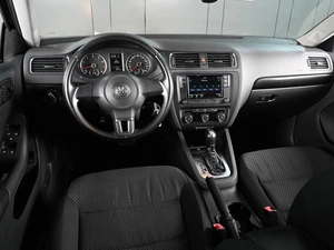 Седан Volkswagen Jetta 2013 года, 975000 рублей, Ростов-на-Дону