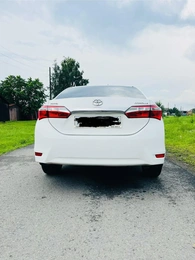 Седан Toyota Corolla 2015 года, 1350000 рублей, Заозерный