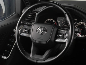 Внедорожник Toyota Land Cruiser 2023 года, 12279000 рублей, Тюмень