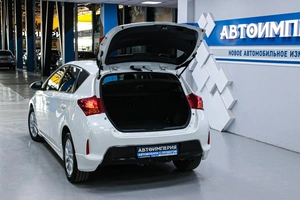 Хетчбэк Toyota Auris 2013 года, 1108000 рублей, Солонцы